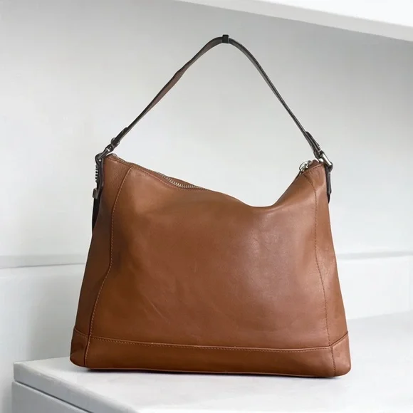 Authentic Coach Charlie Tan Leather Shoulder Bag! COA Included! - Picture 4 of 15